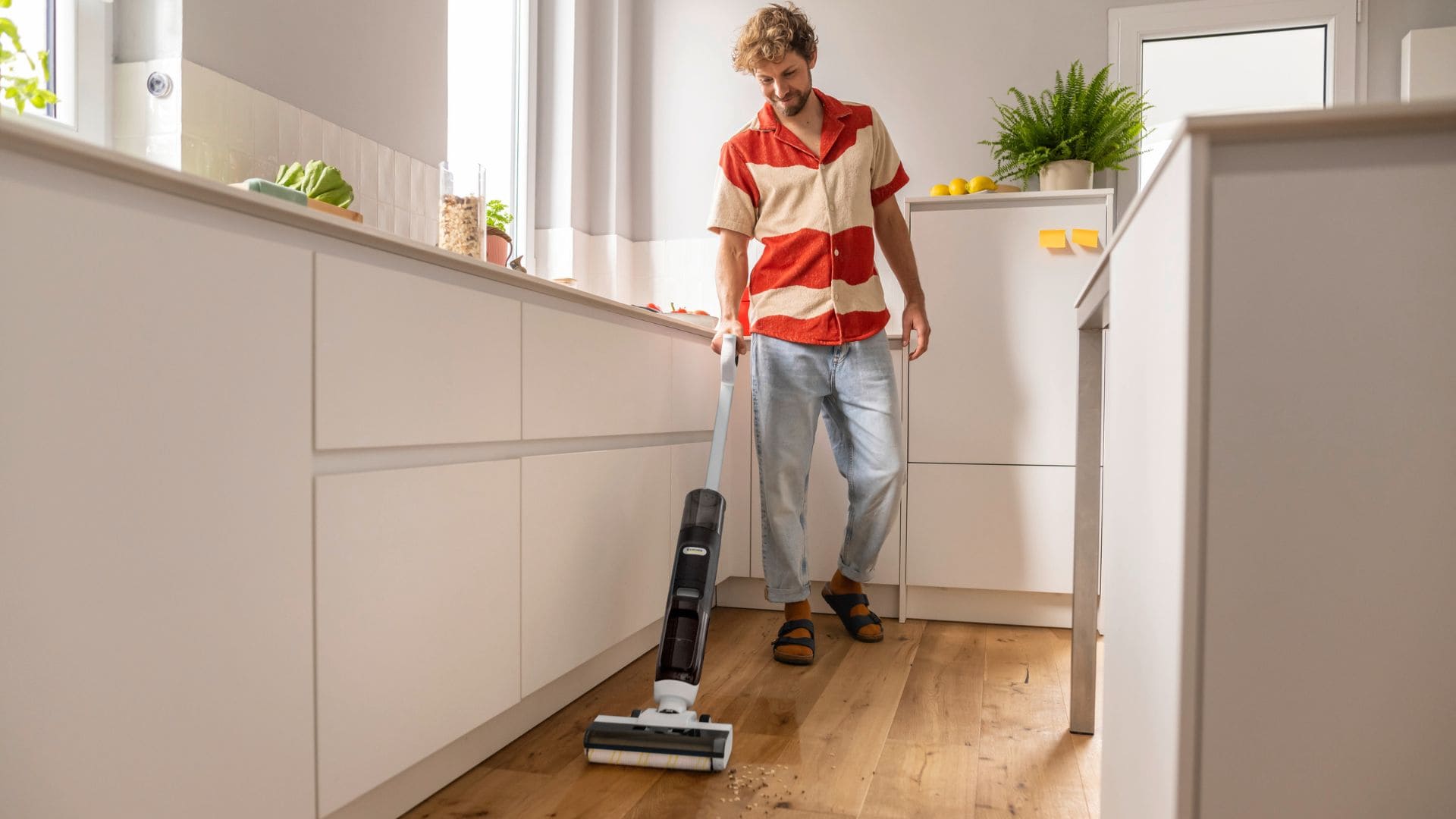 Ручний миючий пилосос Karcher FCV 3