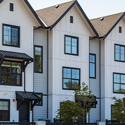 Частные дома и коттеджи