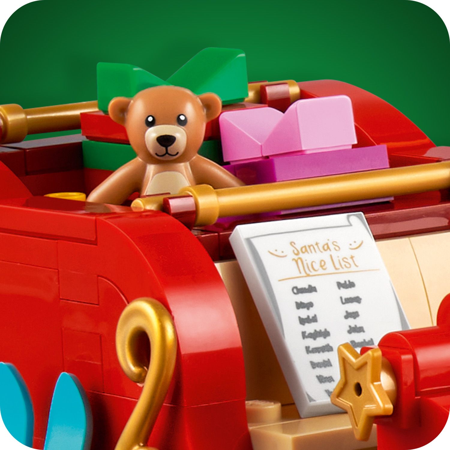 Сповнений святкових деталей