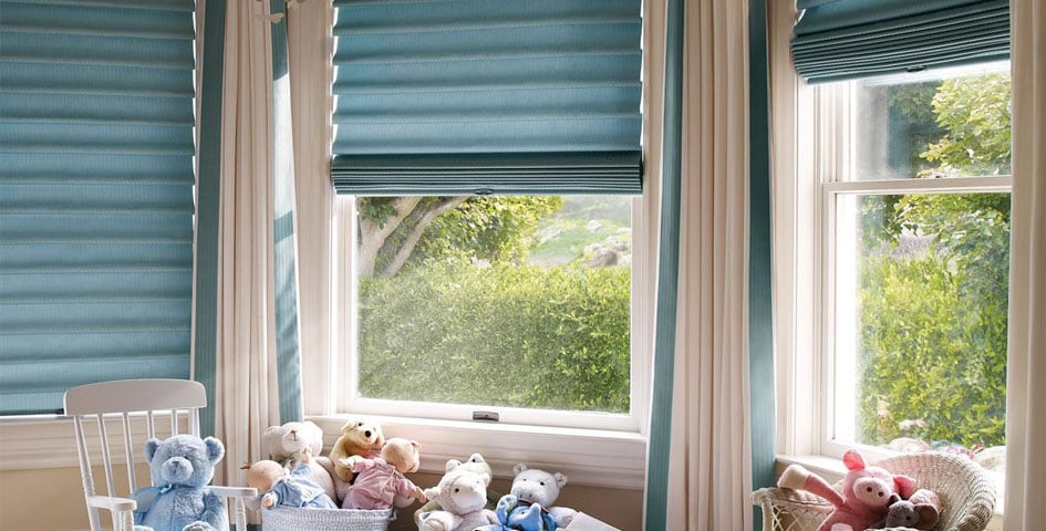 Причины почему люди хотят купить рулонные шторы для окон