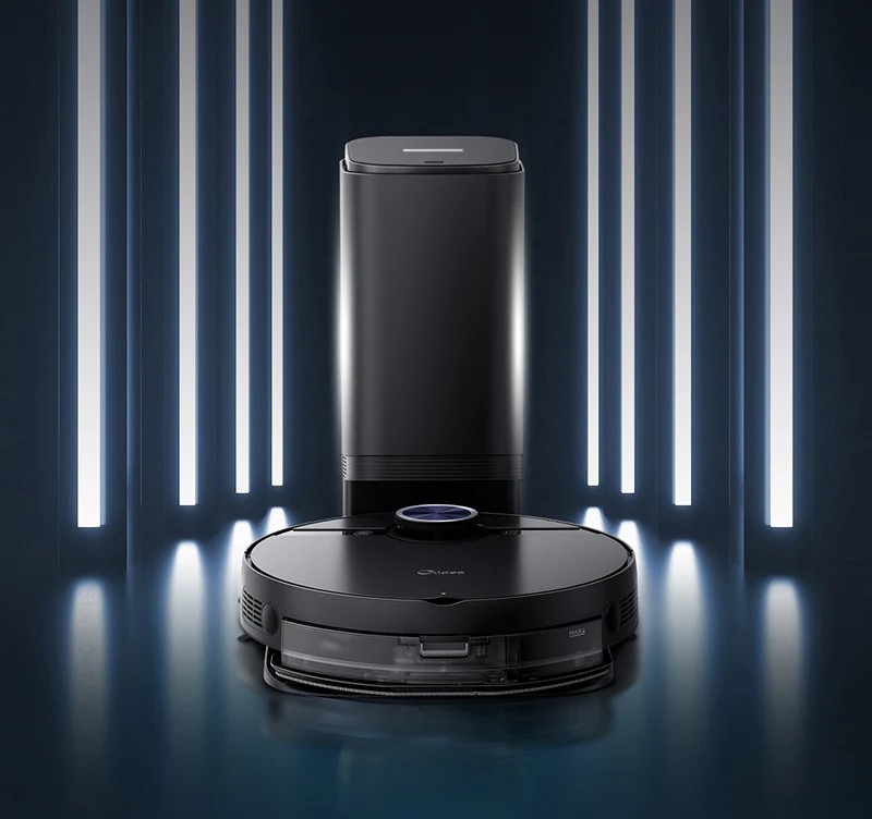 Чорний робот-пилосос Midea із зарядною станцією